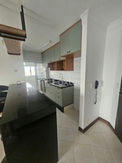 Image 30 - 982447