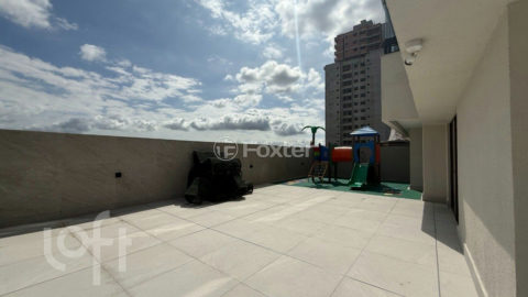 Image 75 - 982497