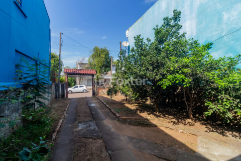 Image 28 - 982628