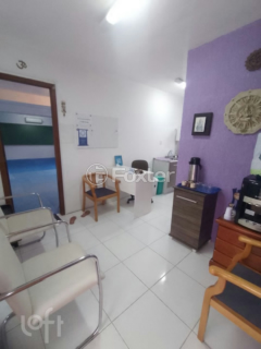 Image 35 - 982702