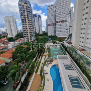 Image 32 - 982712