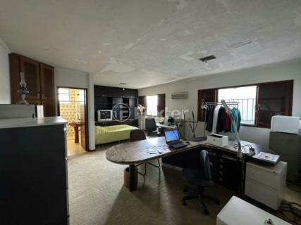 Image 32 - 982822