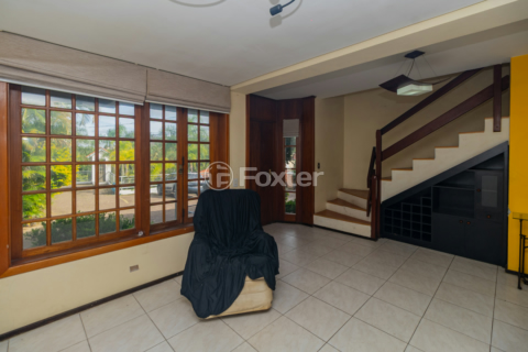Image 4 - 982871