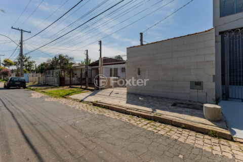 Image 40 - 982975