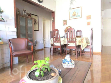 Image 4 - 982988