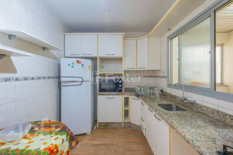 Image 39 - 983175