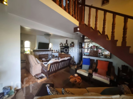 Image 43 - 983241