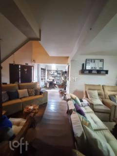 Image 37 - 983241