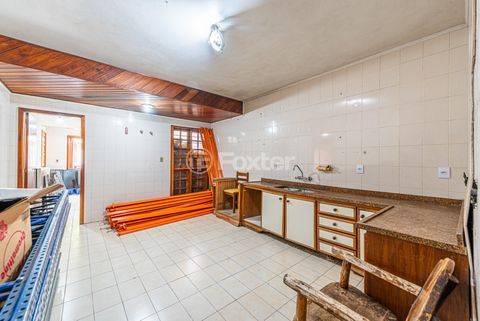 Image 30 - 983473