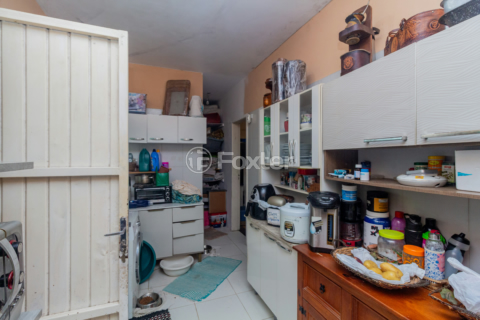 Image 34 - 983553