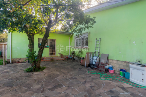 Image 41 - 983553