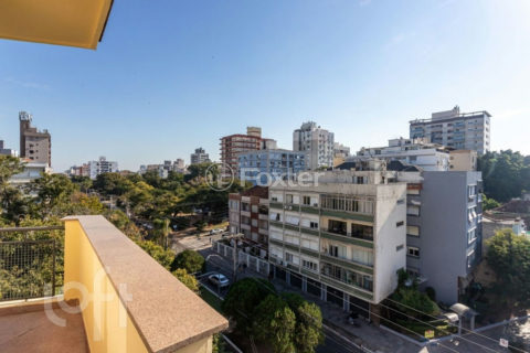 Image 29 - 983665