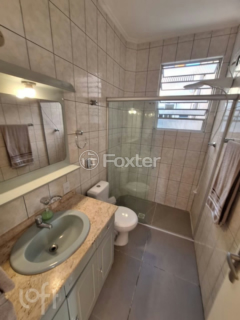 Image 7 - 983665