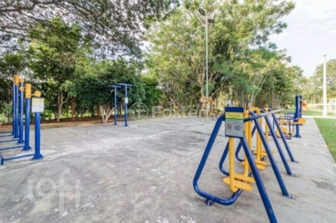 Image 35 - 983722