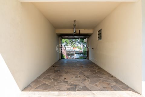 Image 36 - 983739