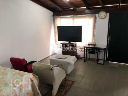 Image 33 - 984153