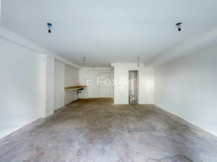 Image 9 - 984170