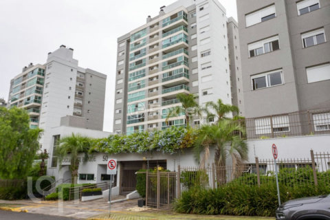 Image 24 - 984225