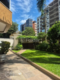 Image 28 - 984317