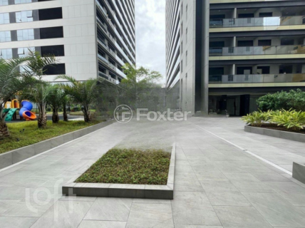Image 30 - 984421