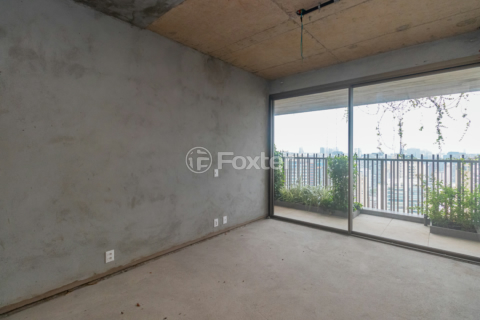 Image 31 - 984548