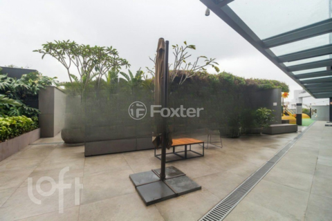 Image 39 - 984621