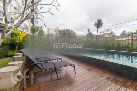 Image 22 - 984621