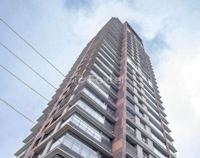 Image 31 - 984758