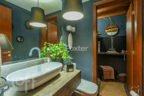 Image 26 - 984808