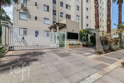 Image 23 - 984989