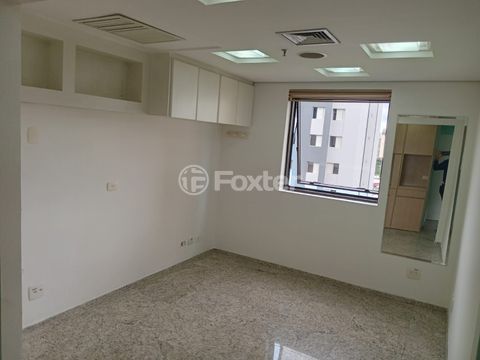 Image 5 - 984999