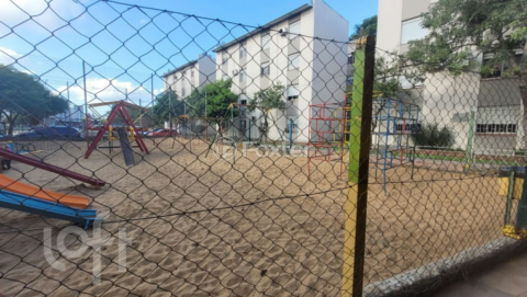 Image 31 - 985002