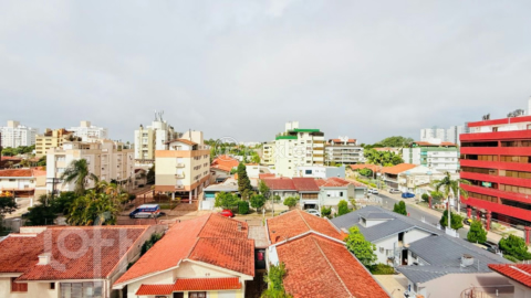 Image 23 - 985125