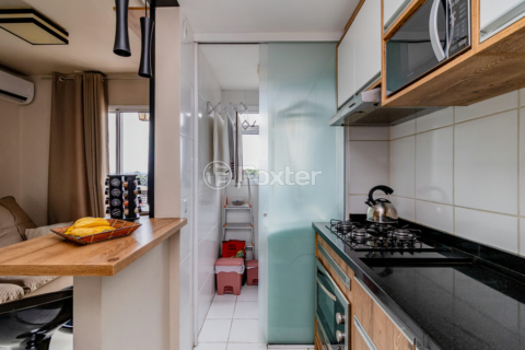 Image 21 - 985446