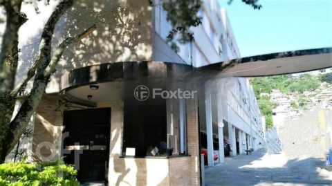 Image 38 - 985447