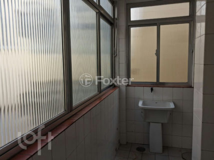 Image 6 - 985451