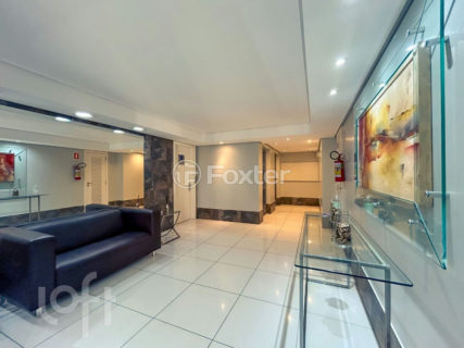 Image 70 - 985525
