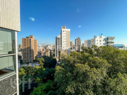 Image 63 - 985525
