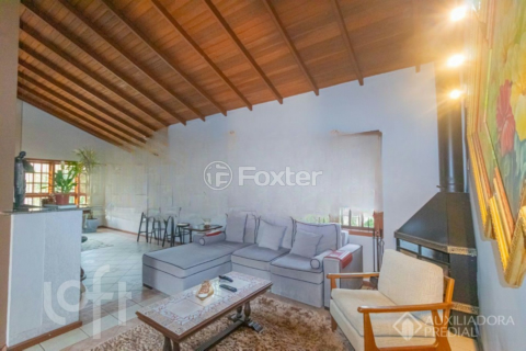 Image 38 - 985563