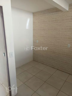 Image 11 - 985851