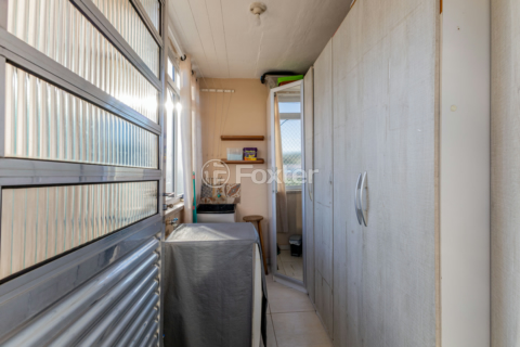 Image 31 - 986245