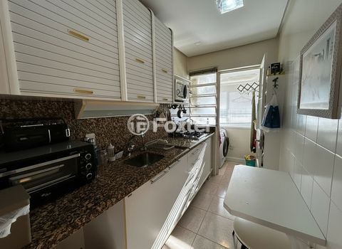 Image 9 - 986411