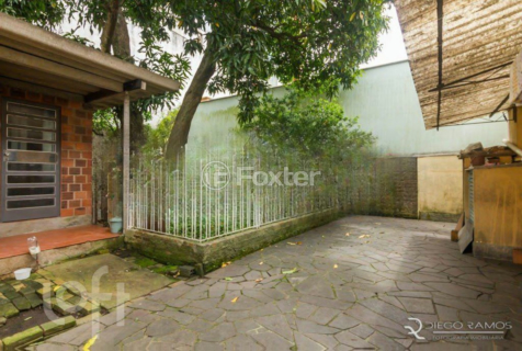 Image 34 - 986734