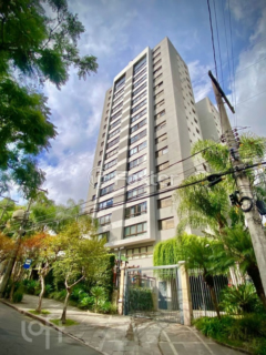 Image 32 - 986744