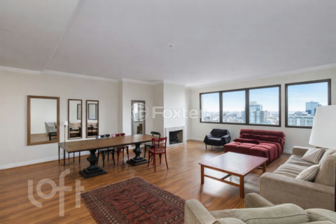 Image 33 - 986744