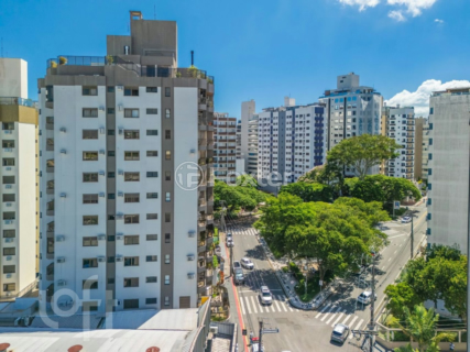 Image 37 - 986818