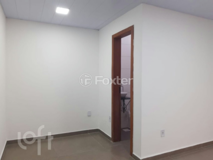 Image 21 - 987001