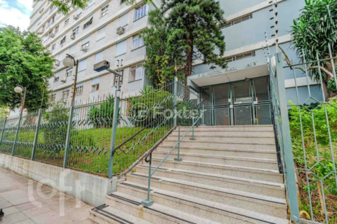 Image 35 - 987041
