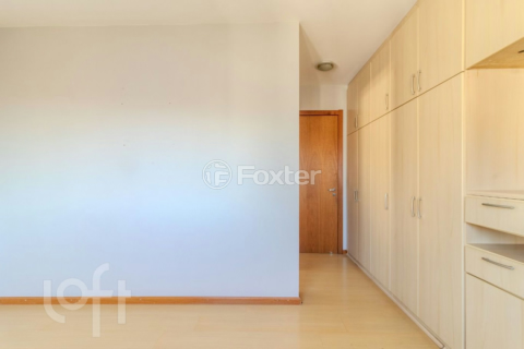 Image 30 - 987534