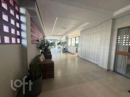 Image 30 - 987660
